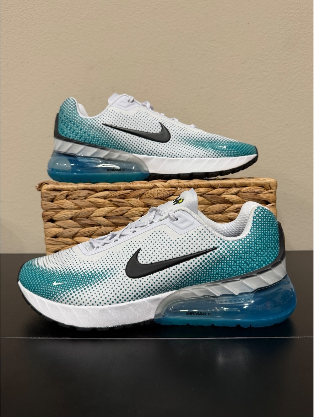 Size 8.5 - Nike Air Max Phoenix “White Dusty Cactus”